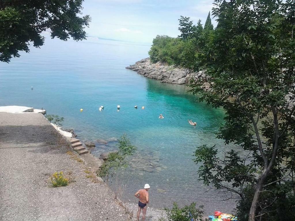 Appartamento Mali delfin Sveti Juraj Esterno foto