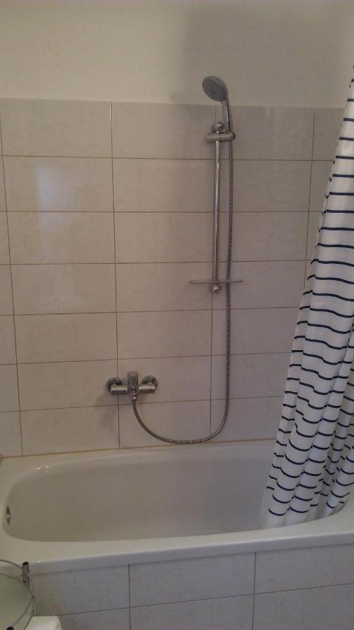 Appartamento Mali delfin Sveti Juraj Esterno foto
